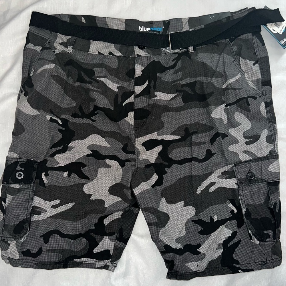 NWT Blue Gear Gray and Black Camo Utility Cargo Shorts